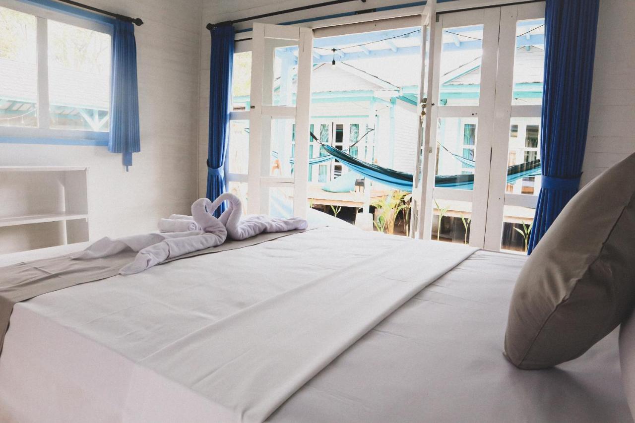 Casa Kapuas Bed and Breakfast Τζίλι Τραγουανγκάν Εξωτερικό φωτογραφία