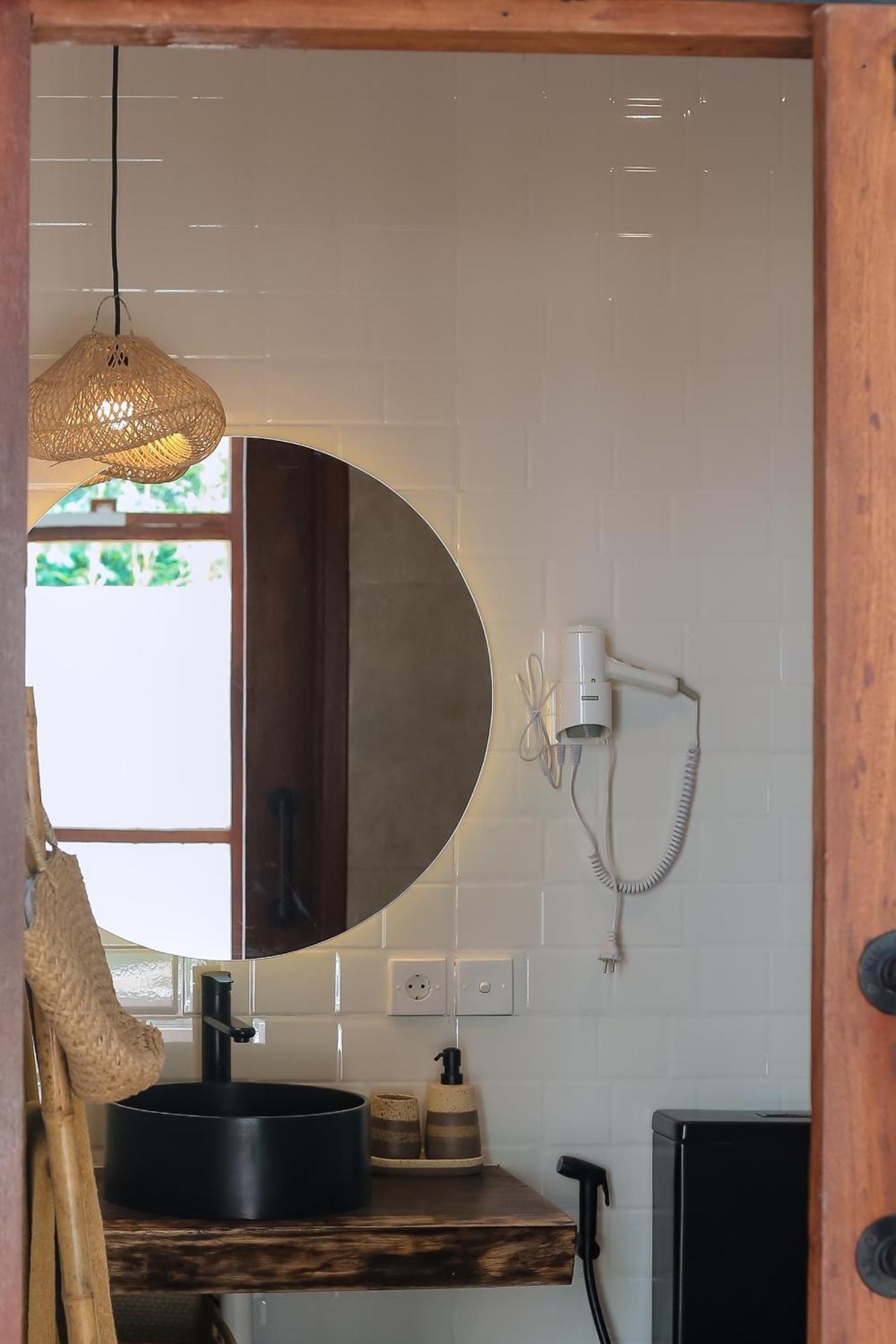 Casa Kapuas Bed and Breakfast Τζίλι Τραγουανγκάν Εξωτερικό φωτογραφία